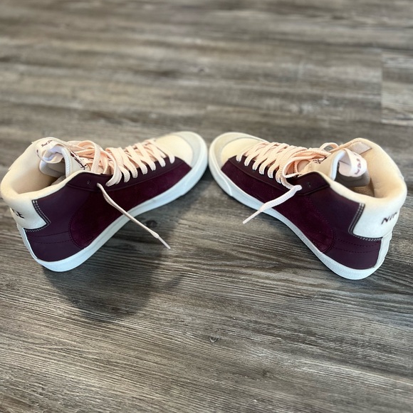 Women’s Nike Blazer High PRM - Picture 7 of 7